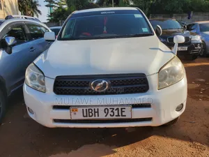 Toyota RAV4 2008 White