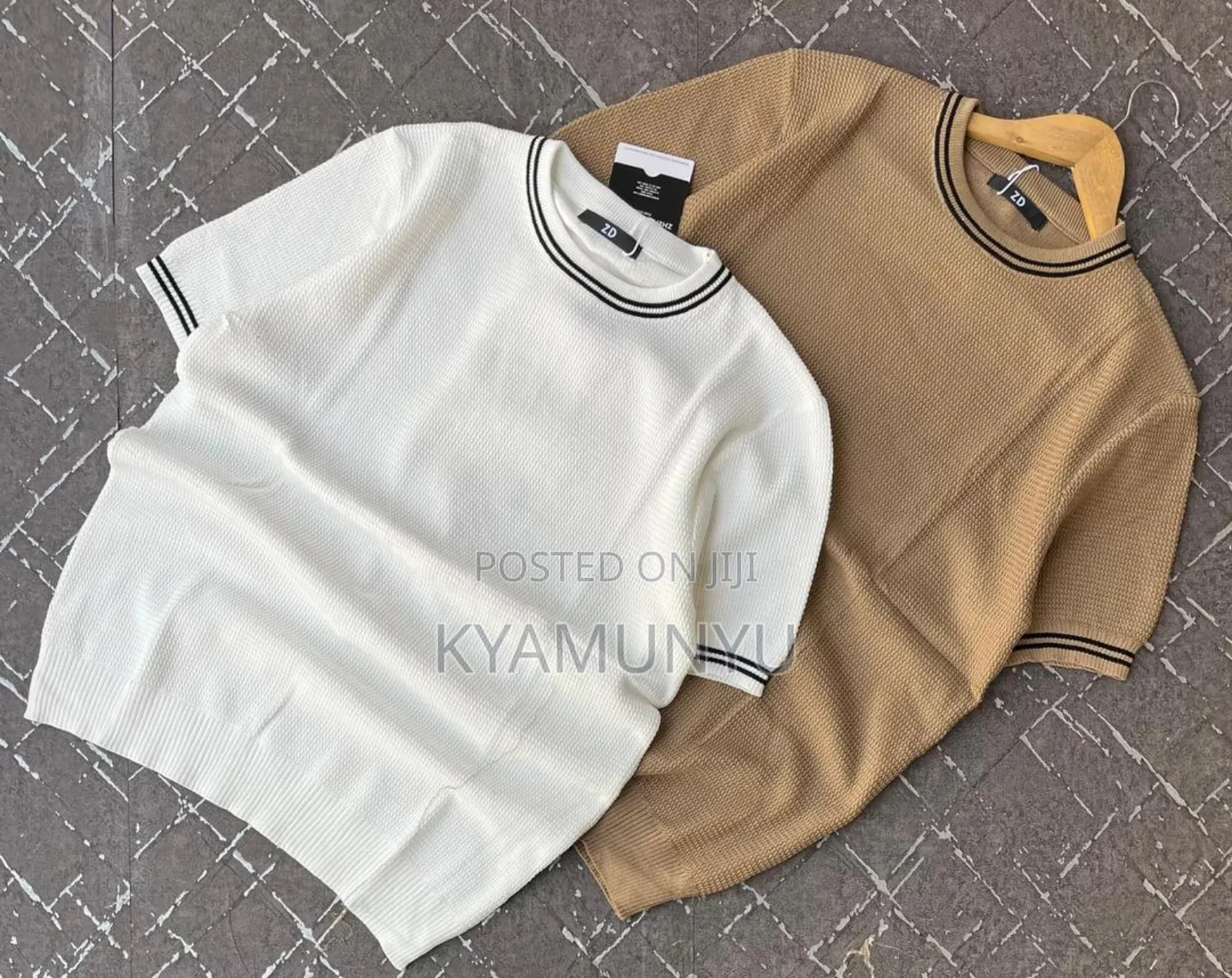 Round Knitted Shirts.