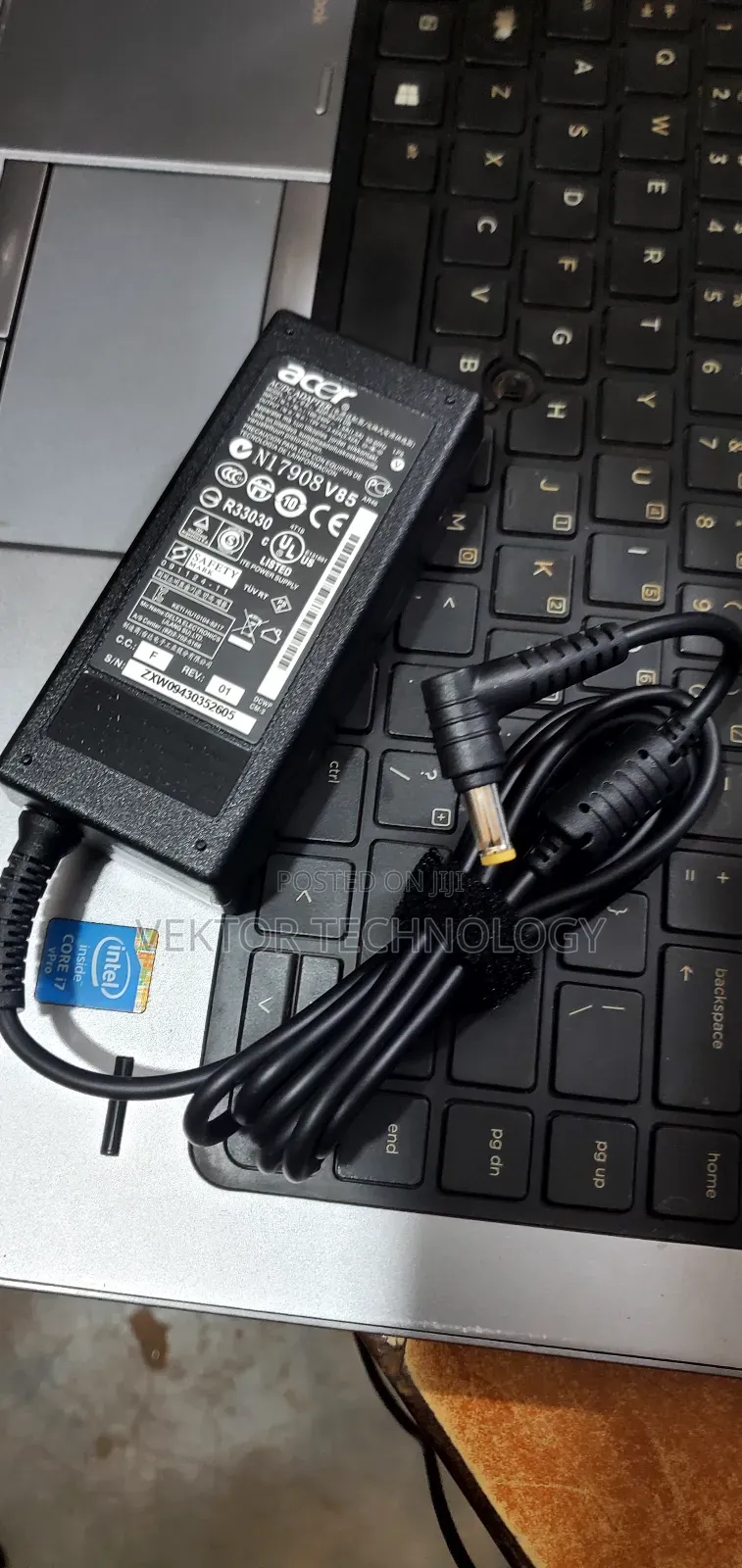 Acer Original 19v 3.42a Adapter - Black