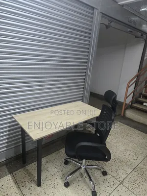 Exotic Foldable Office Table and Chair