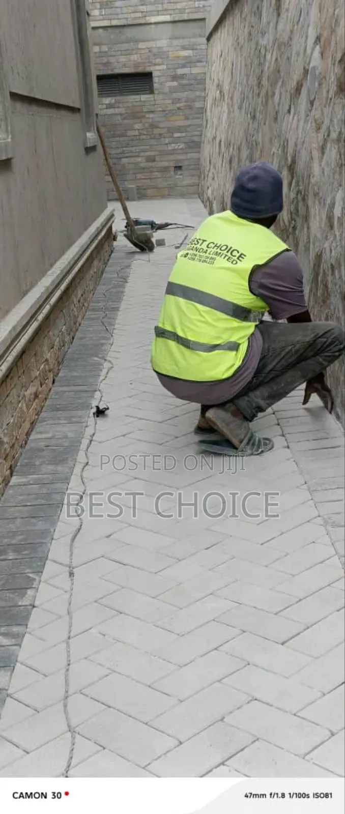 Pavers Installation Pros for Solid Pavers Installation