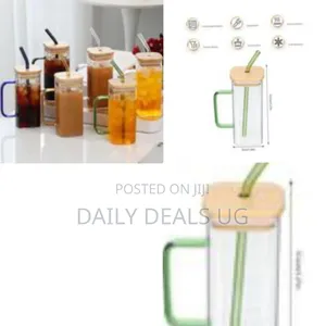Square Tumbler With a Bamboo Lid and a Straw