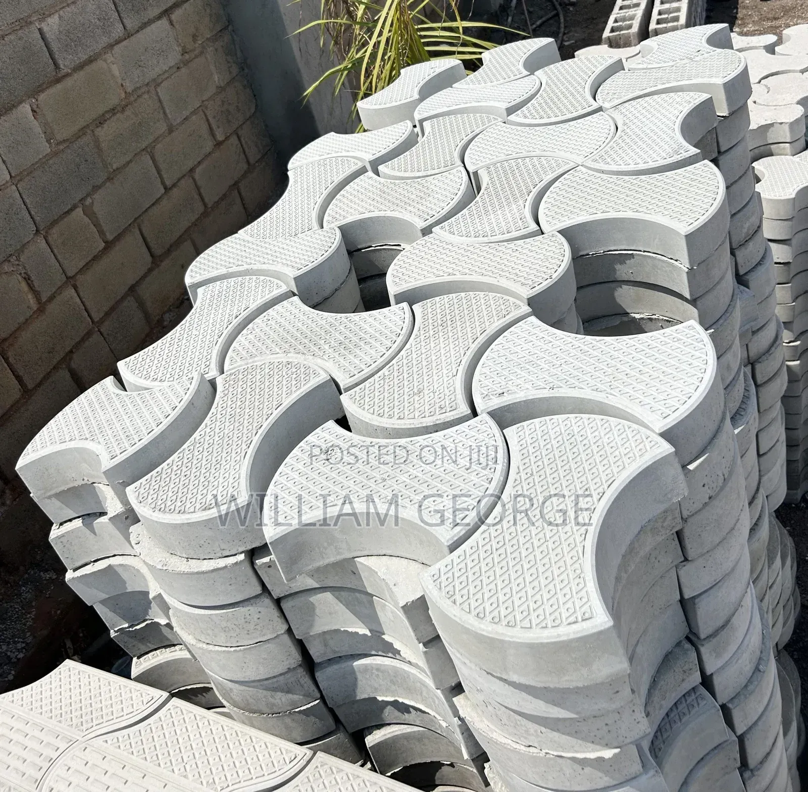 Paving Tiles Compound Pavers