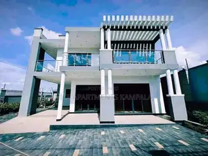 5bdrm Duplex in Kyanja, Central Division for sale