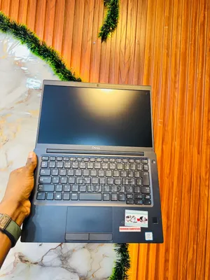 Laptop Dell Inspiron 13 7380 8GB Intel Core I5 SSD 256GB