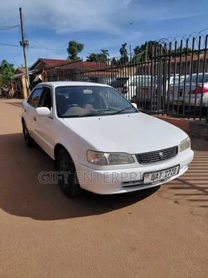 Toyota Corolla Sedan 2001 White