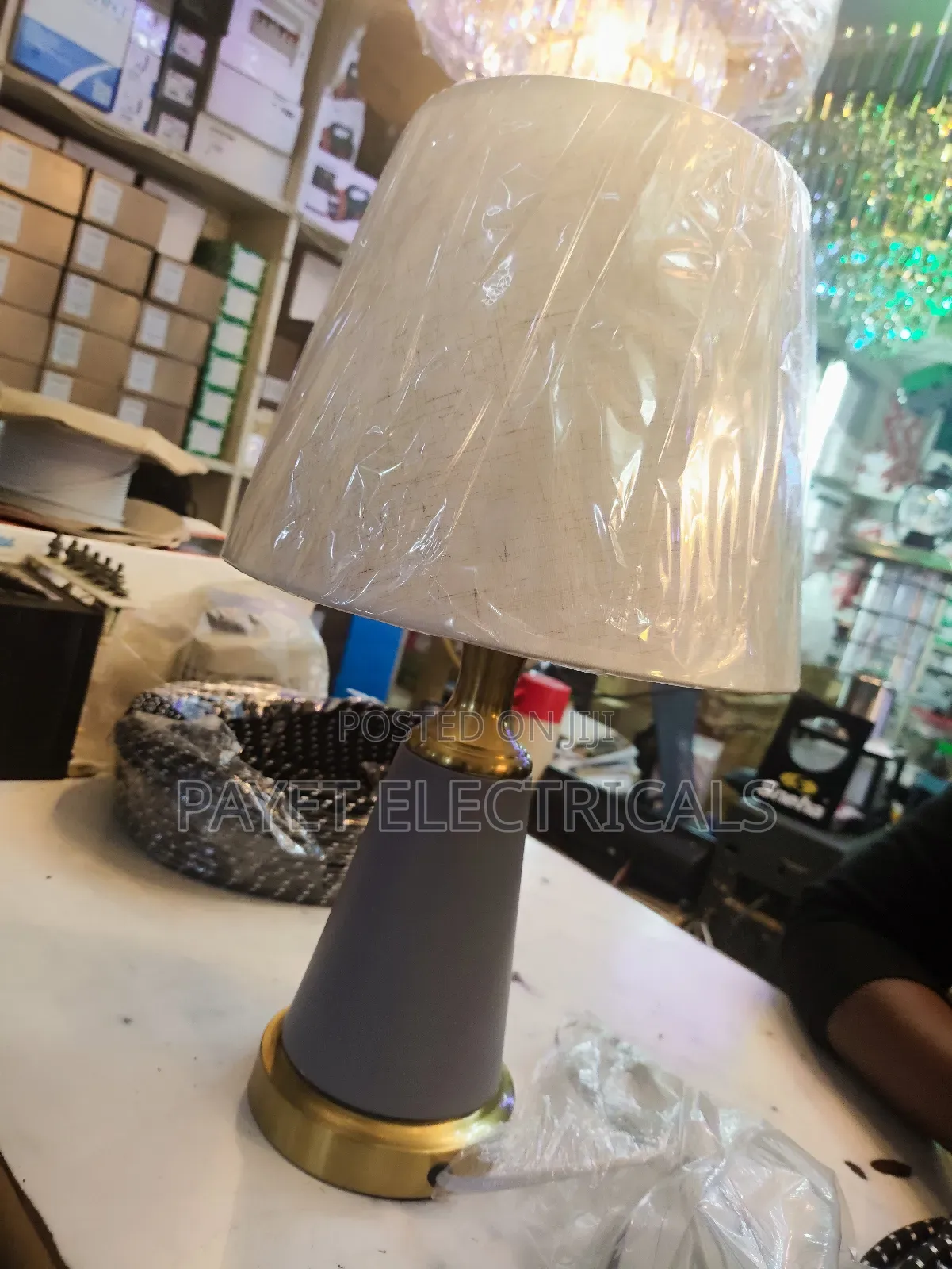 Elegant Bedside Table Lamp