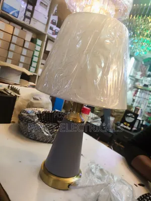 Elegant Bedside Table Lamp