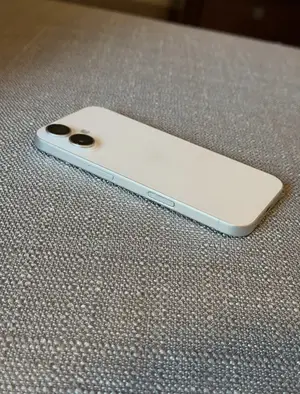 Apple iPhone 16 128 GB Silver