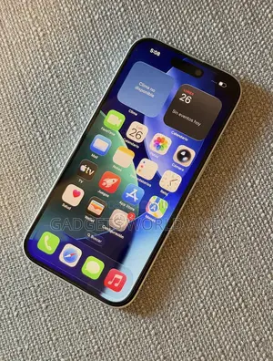 Apple iPhone 16 128 GB Silver