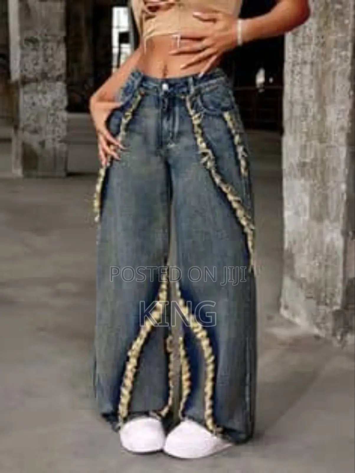 Classic Comfortable High Waisted Flared Jeans Cool Stretch .