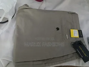 Straight Men's Khakis