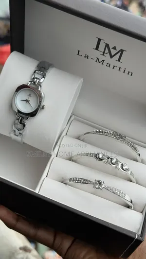 Women's Original La-Martin Wrist Analog Time Gift Box at 20% Discount