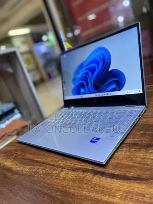 New Laptop HP Pavilion 13 X360 8GB Intel Core I7 SSD 256GB
