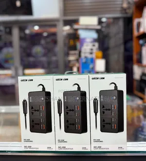 Car Inverter/Universal Socket Car Inverter