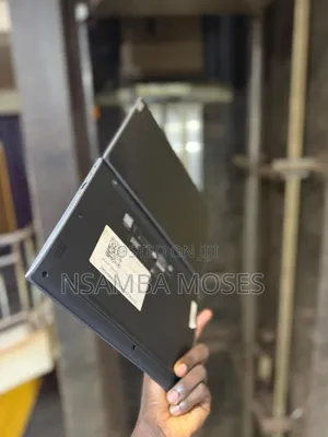 Laptop Lenovo 300e 4GB Intel Celeron SSD 128GB