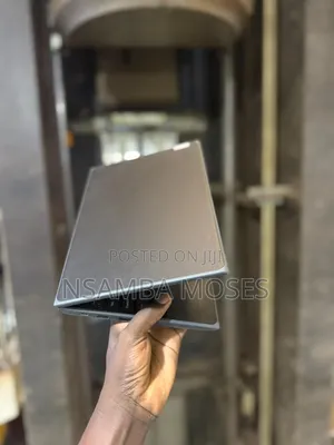 Laptop Lenovo 300e 4GB Intel Celeron SSD 128GB