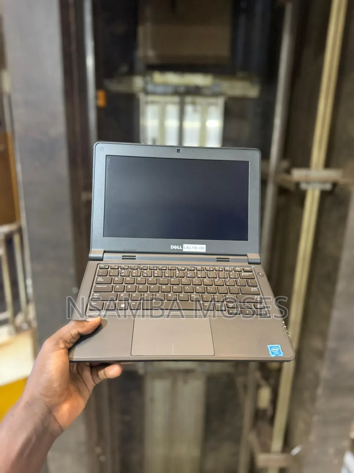 Laptop Dell Latitude 11 3190 4GB Intel Celeron SSD 500GB