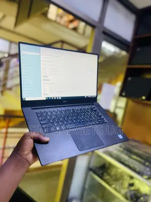 Laptop Dell Precision 5520 16GB Intel Core I7 SSD 512GB