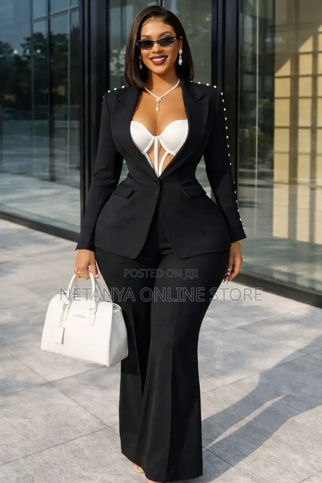 Elegant Plain Regular Fit Suit for Women