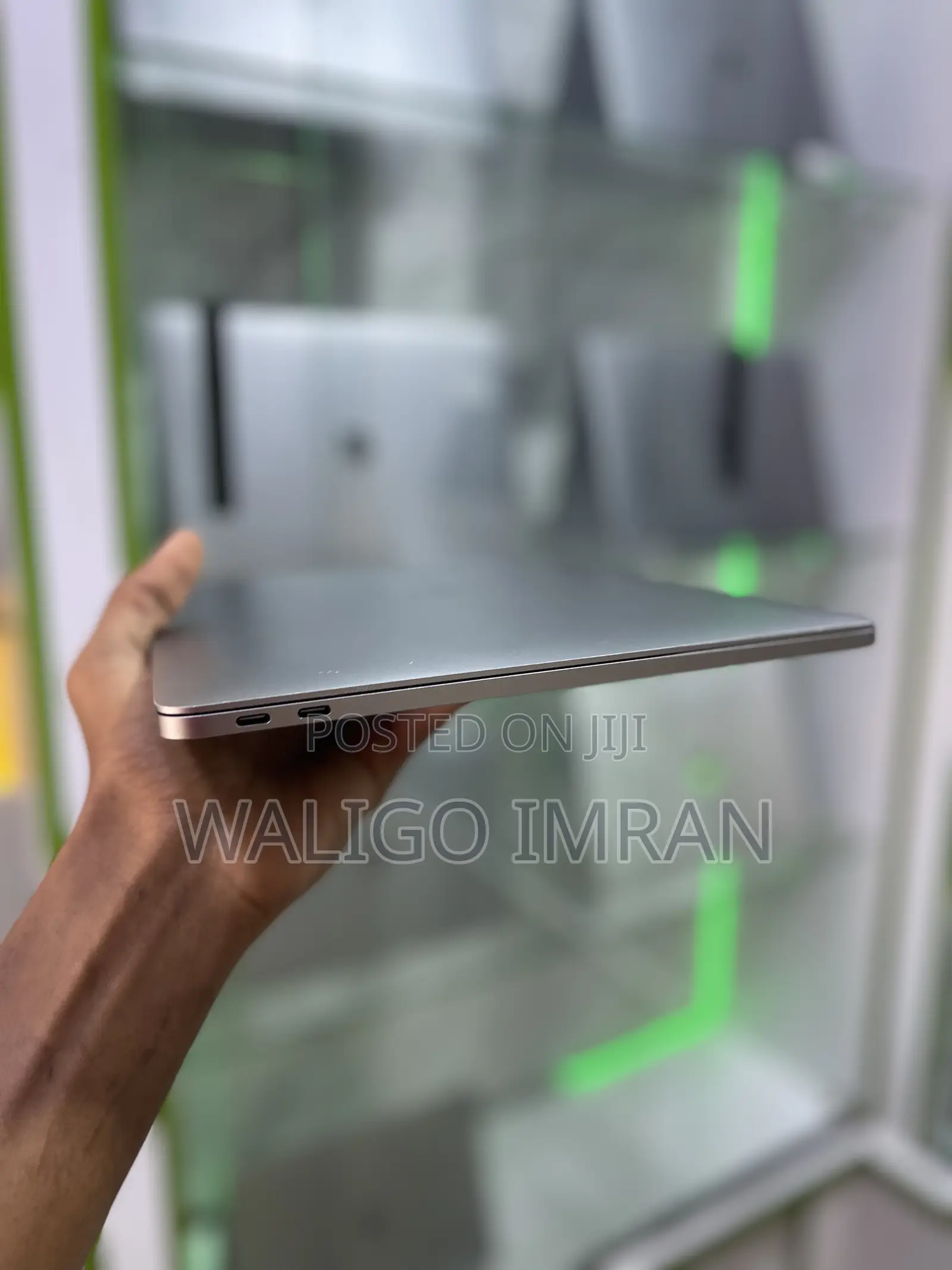 Laptop Apple MacBook Pro 2017 8GB Intel Core i5 SSD 128GB