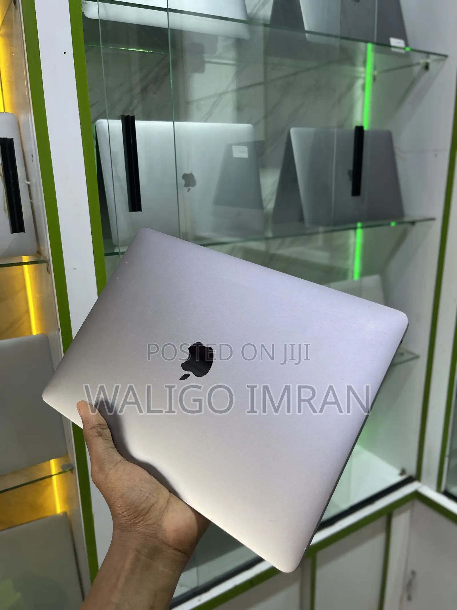 Laptop Apple MacBook Pro 2017 8GB Intel Core i5 SSD 128GB