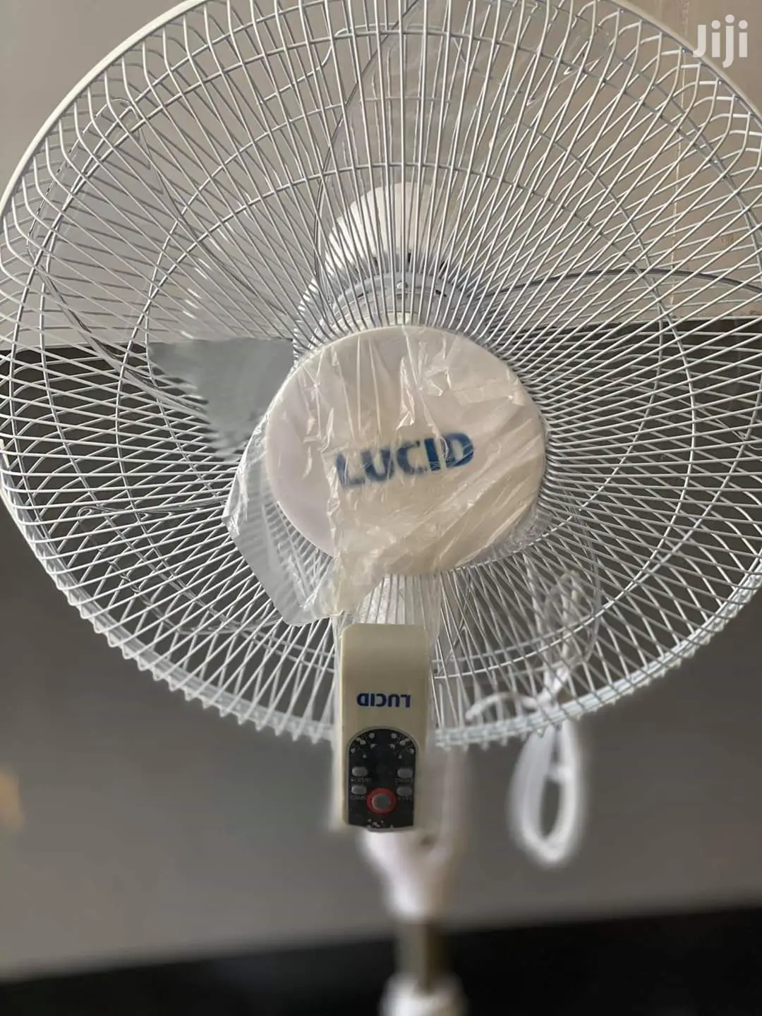Lucid Wall Fan With Remote 16 Inches