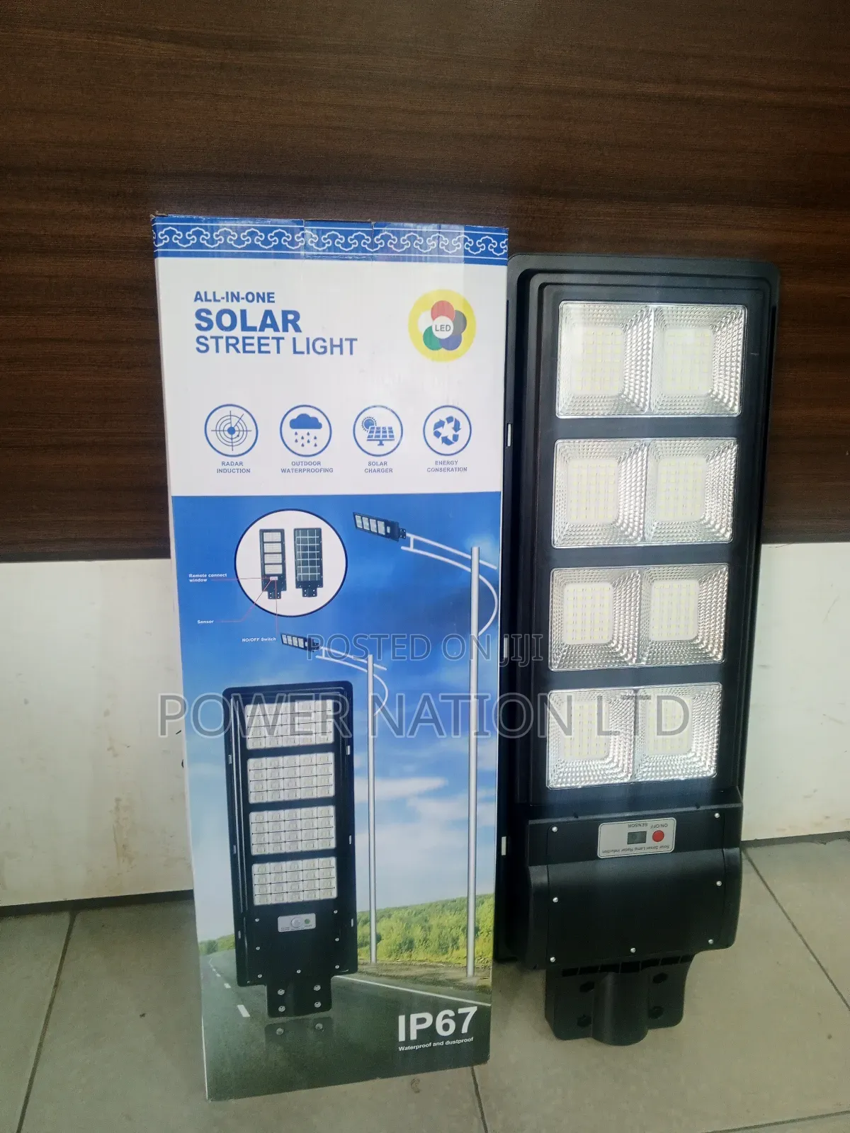 1000w Solar Street Light Blue And White Box