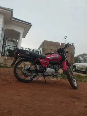 Yamaha 2016 Red