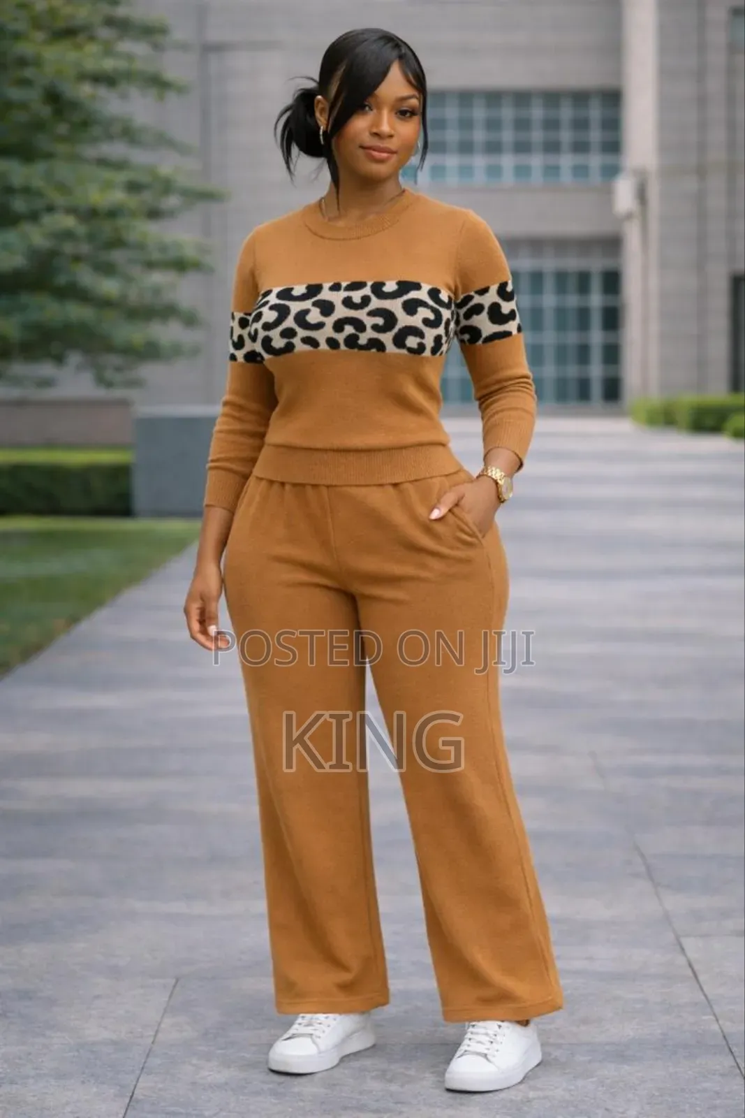 Women's Tracksuit Featuring a Leopard Print