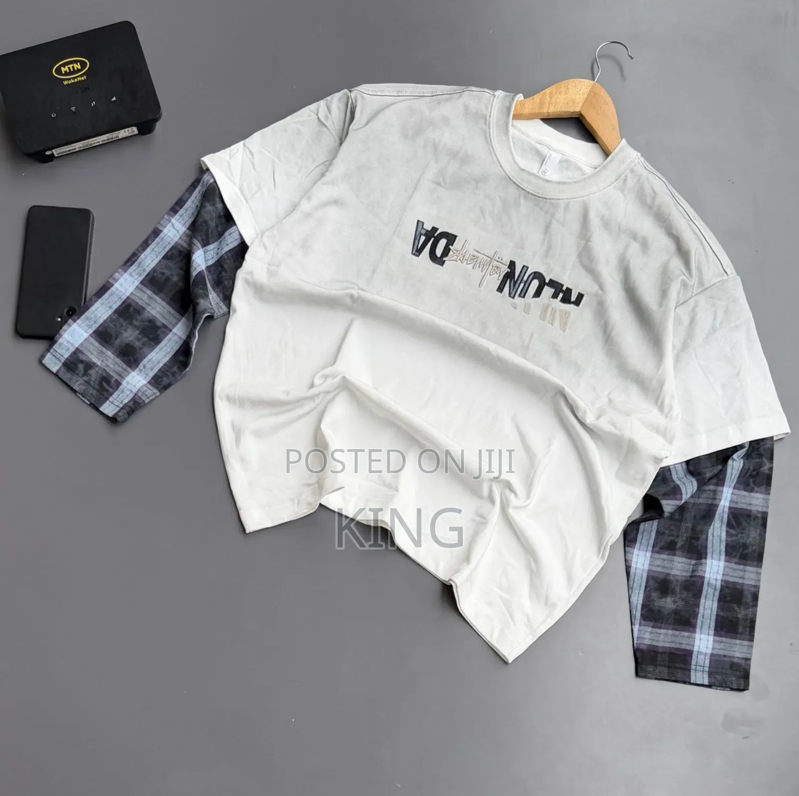 Casual Raglan Sweatshirt