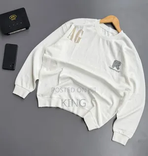 Casual Raglan Sweatshirt