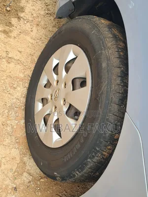 Toyota Noah 2012 Silver