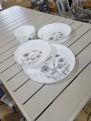 6-Piece Elegant Black Floral Ceramic Dinnerware Set – Plates Bowl