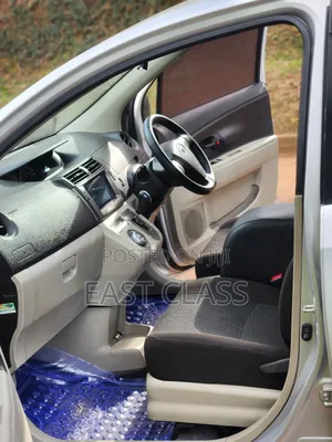 Toyota Passo Sette 1.5 AWD 2009 Silver