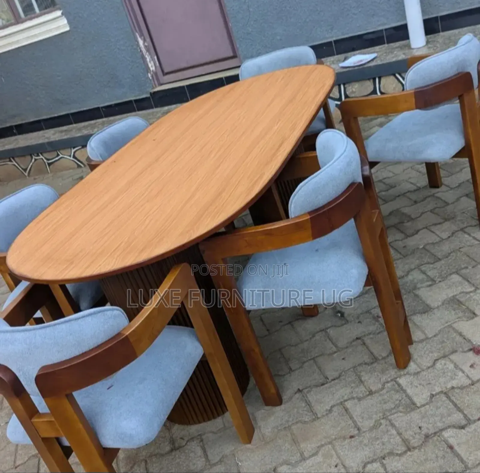 Modern 6seater Dinning Table