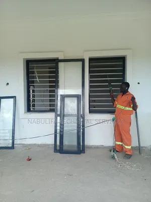 Cooperate Sliding Windows
