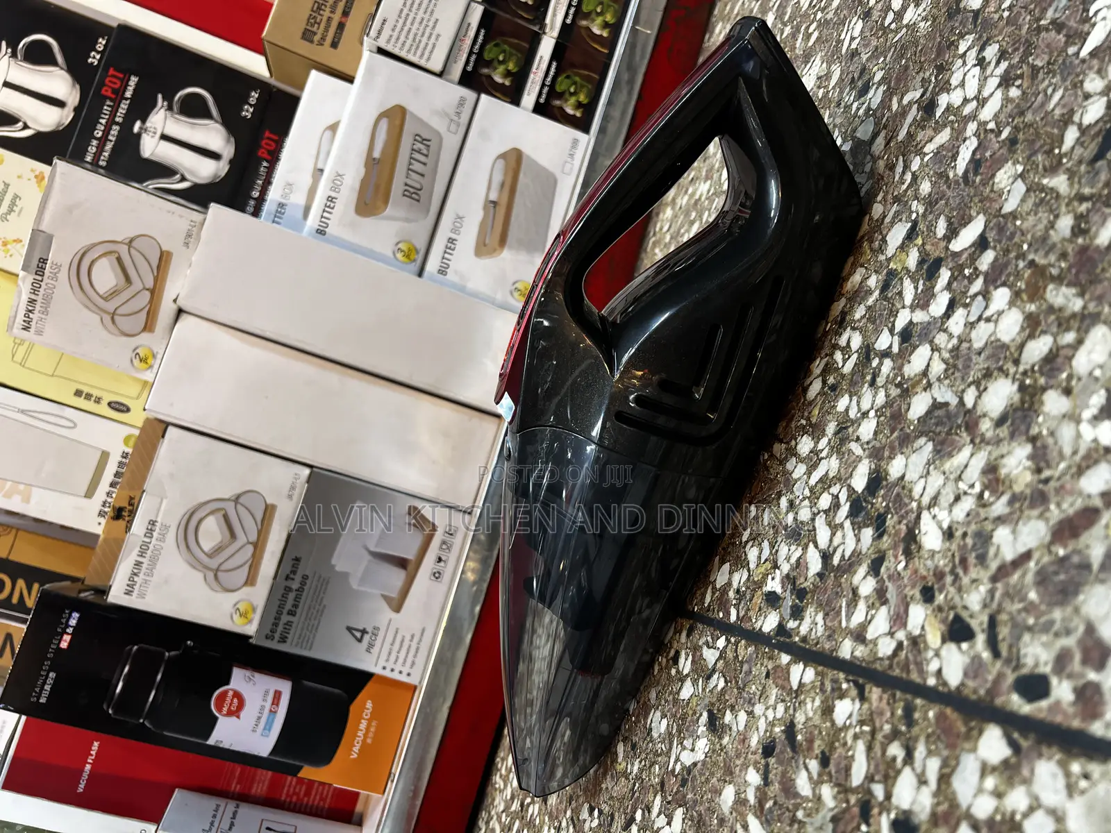 Rechargeable Vacuum Cleaner