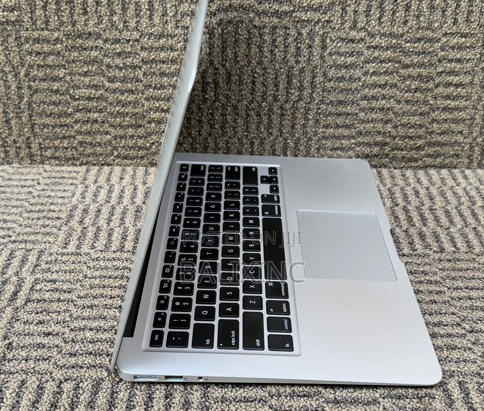 Laptop Apple MacBook Air 2015 8GB Intel Core I7 SSD 256GB