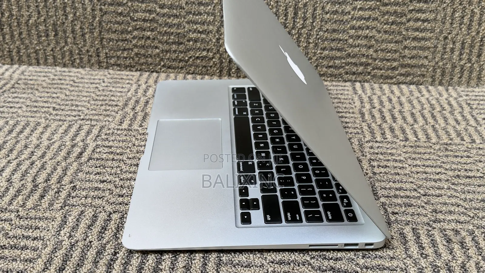 Laptop Apple MacBook Air 2015 8GB Intel Core I7 SSD 256GB