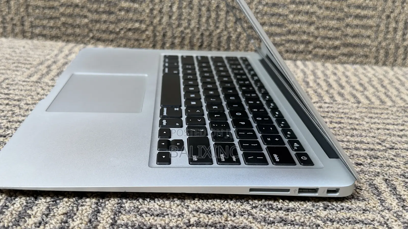 Laptop Apple MacBook Air 2015 8GB Intel Core I7 SSD 256GB