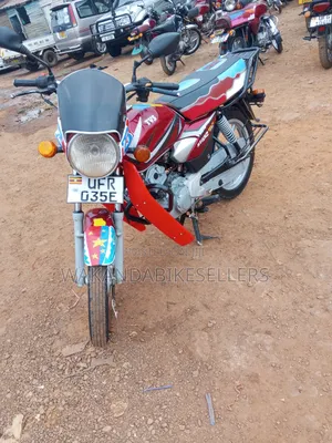Bajaj Boxer 100 2023 Red
