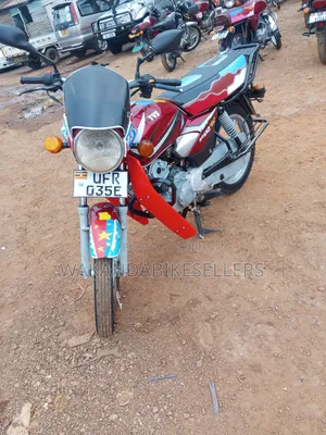 Bajaj Boxer 100 2023 Red