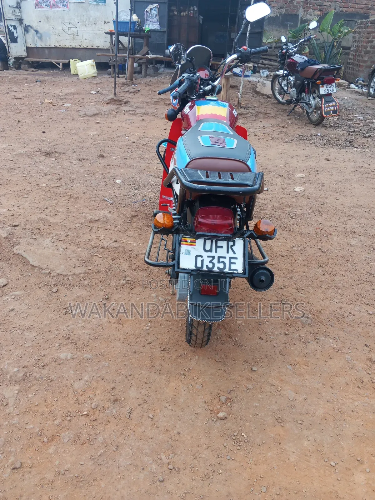 Bajaj Boxer 100 2023 Red