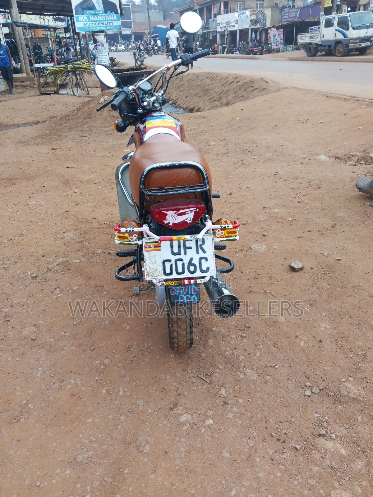 Bajaj Boxer 100 2023 Red