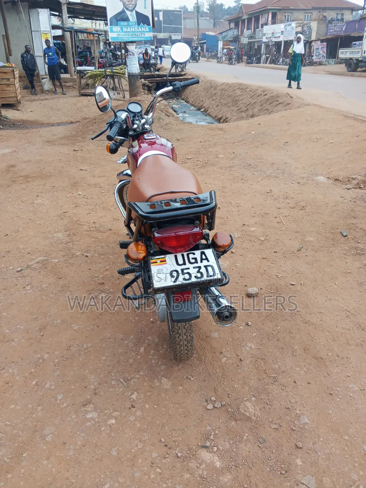 Bajaj Boxer 100 2024 Red
