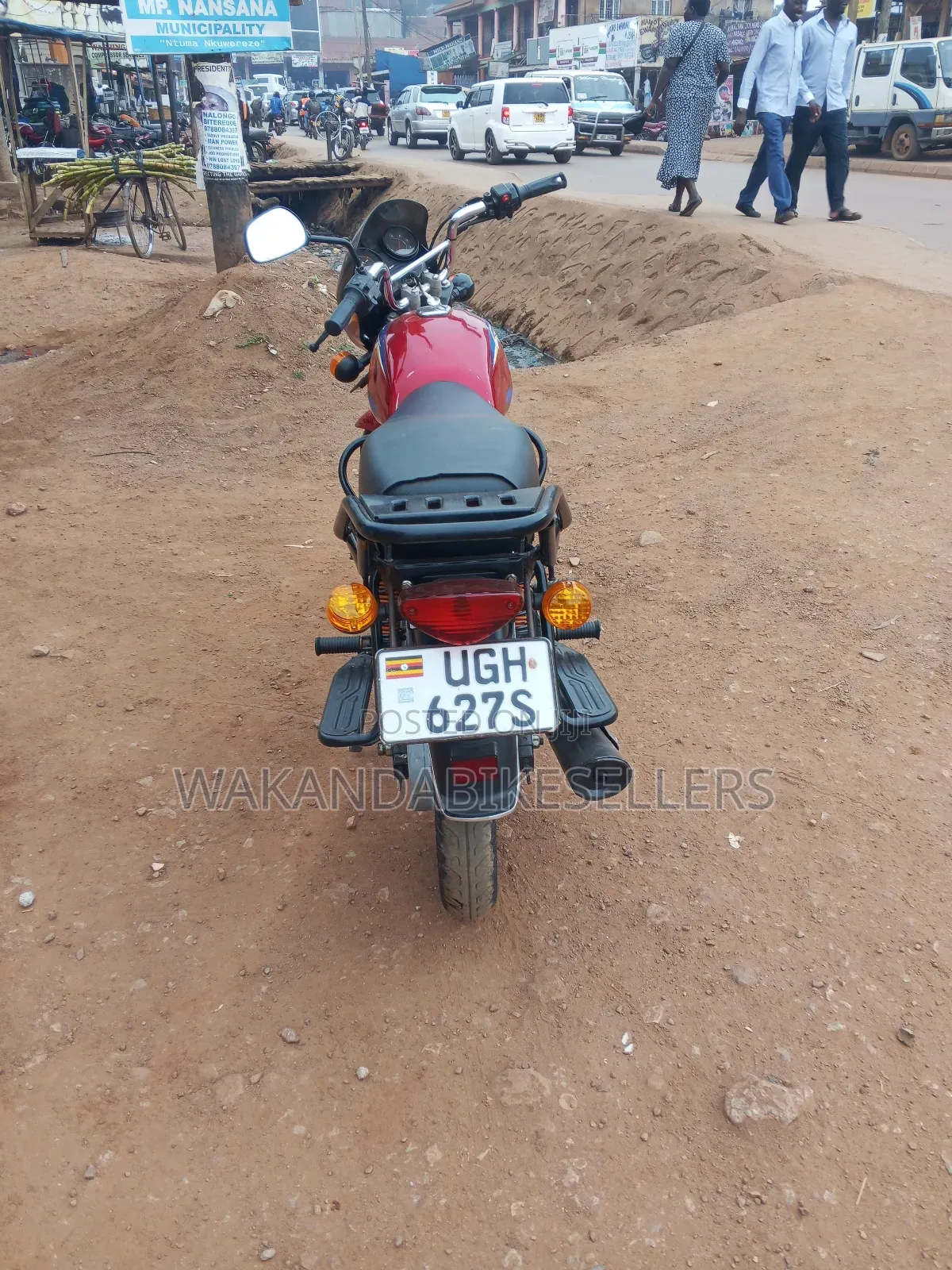 Bajaj Boxer 125 2024 Red