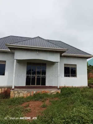2bdrm House in Matuga Sanga, Central Division for sale