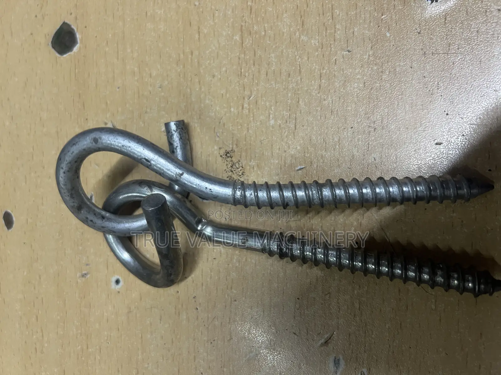 Hook Screws
