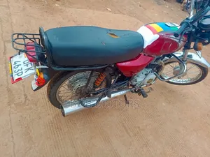 Bajaj Boxer 2022 Red